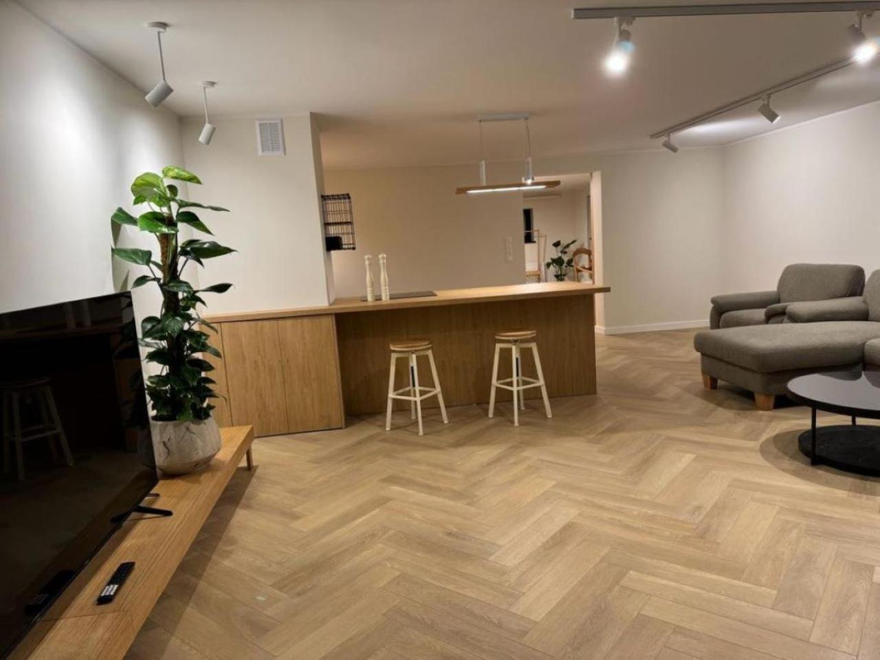 Apartament Ovoc 1.0 Chodzież Zewnętrze zdjęcie